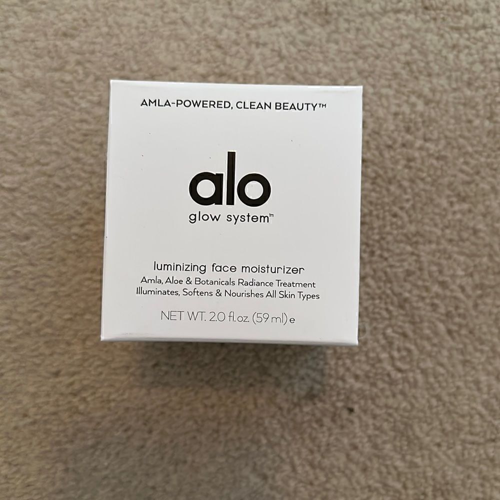 Alo yoga NWT Clean Moisturizer